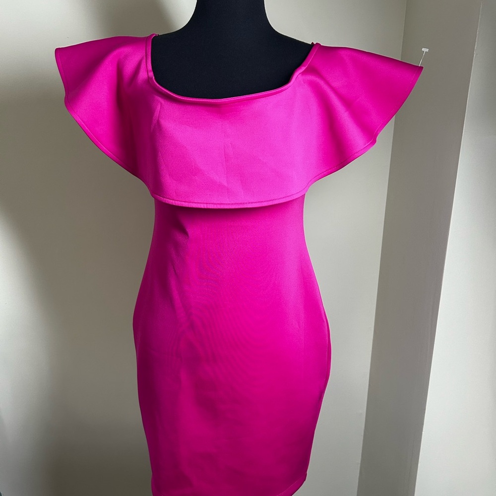 Guess Strapless Fuchsia Dress - Picture 6 of 10